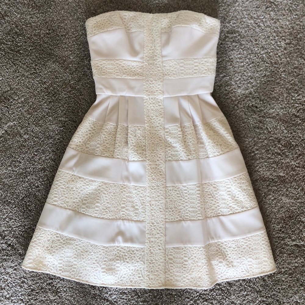 BCBGENERATION Strapless Fit & Flare Dress